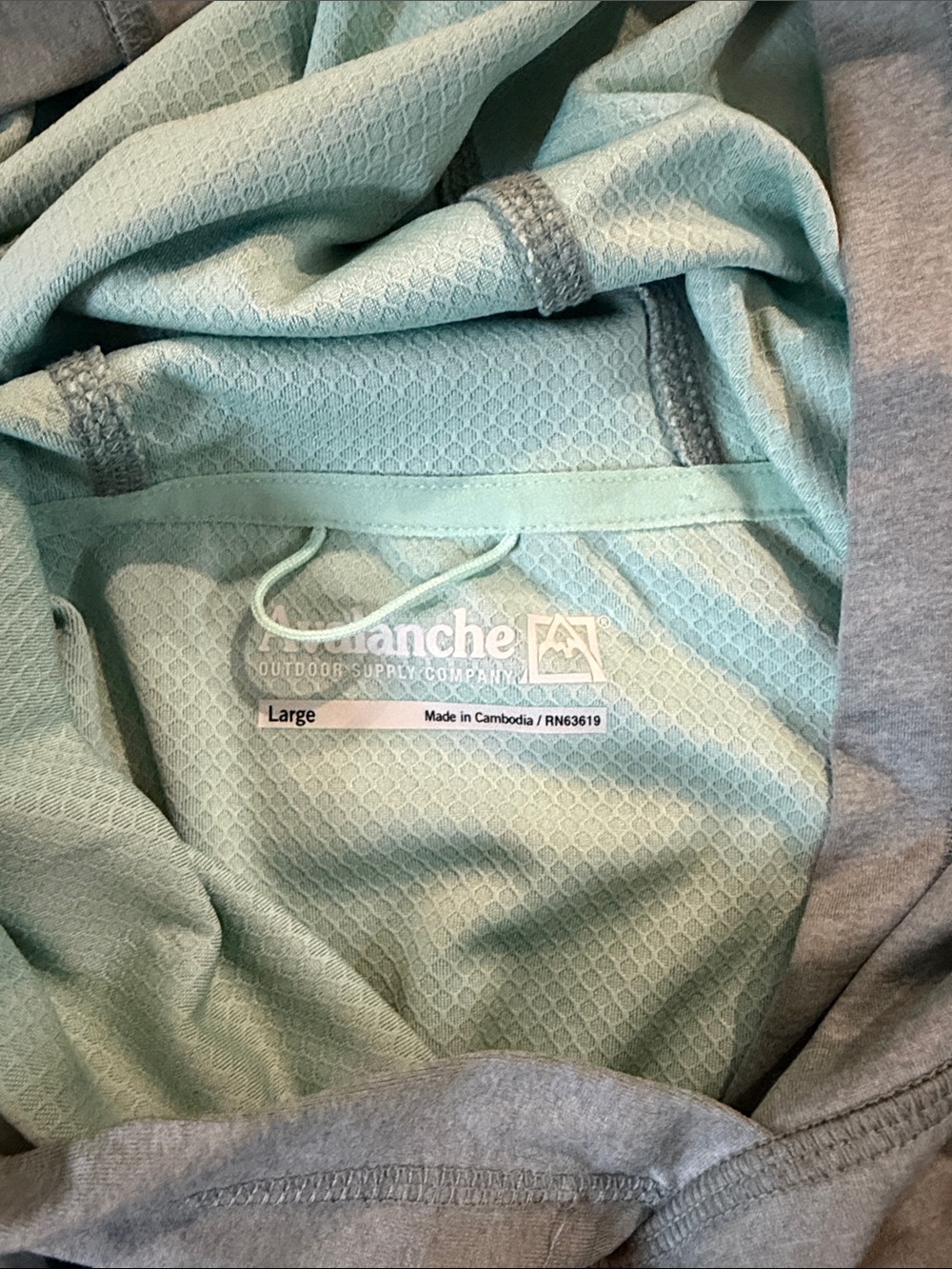 Sweater Subcategory Identification - Picture 2 of 3